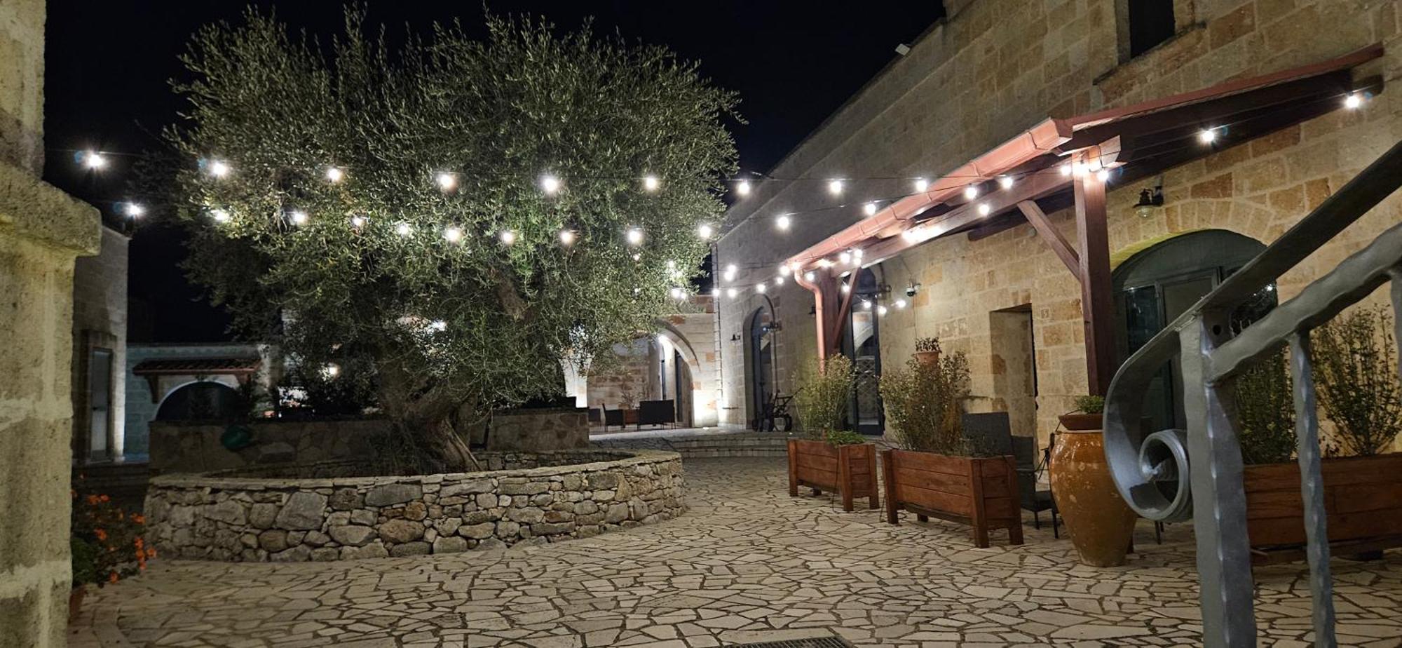 Masseria San Nicola B&B Torre Santa Susanna Exterior photo